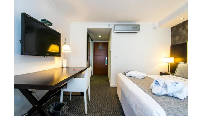 After Hotel poza 8